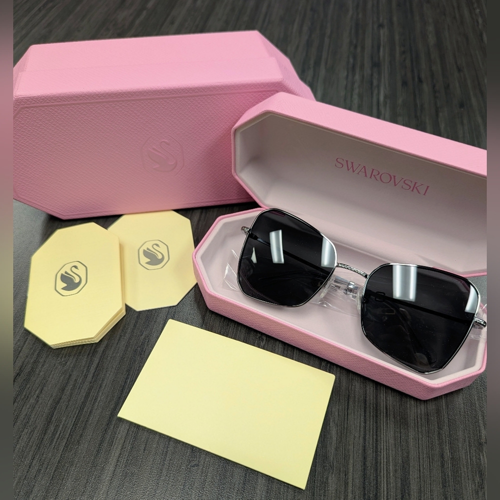 Dazzling Swarovski Butterfly Sunglasses - New In Box!